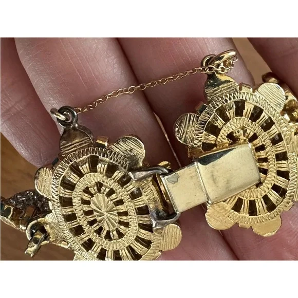 Nettie Rosenstein Gold Tone  Rhinestone Bracelet & Earrings Vintage Glam Signed - Picture 14 of 15